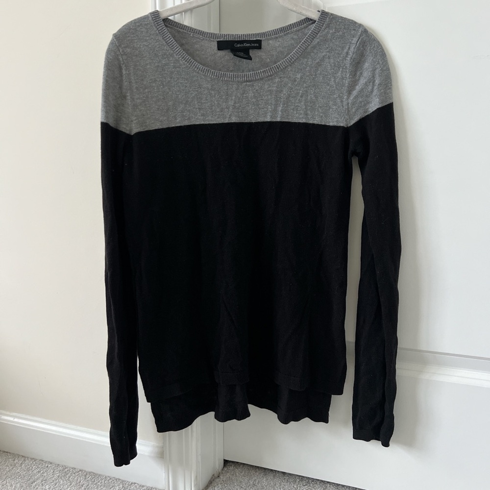 Calvin Klein Women's Black and Grey Jumper